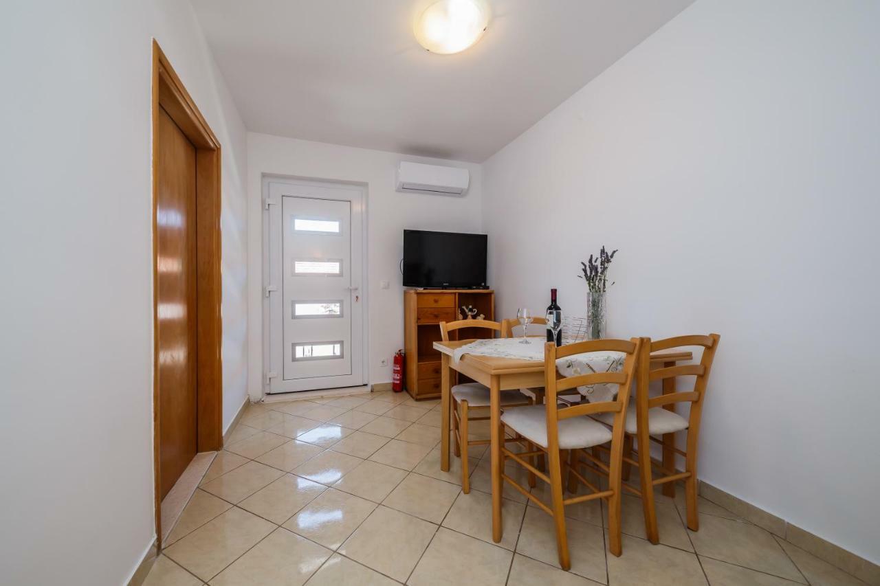 Villa Milena Trogir Exterior photo